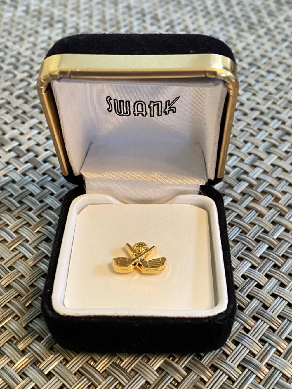 Swank Golf Tie Tack Goldtone
